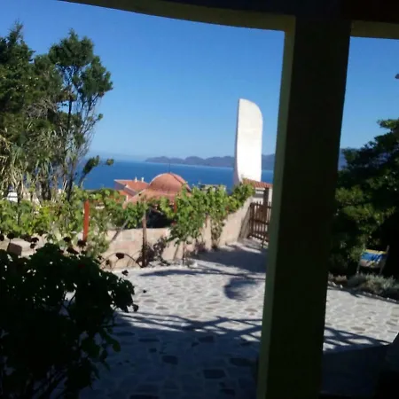 דירה Sunny Seaside With Ping Pong Table *